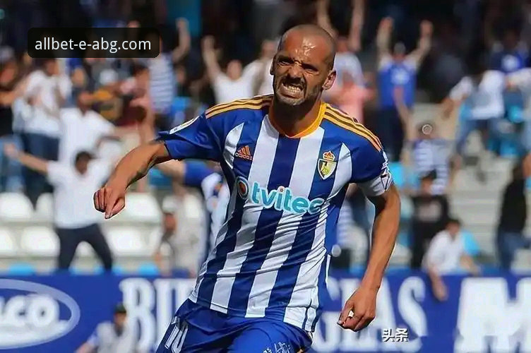 欧博ABG官网APP下载最新版 为什么帕尼切利的伤退,让资深球迷在欧博ABG官网的讨论区炸开了锅?